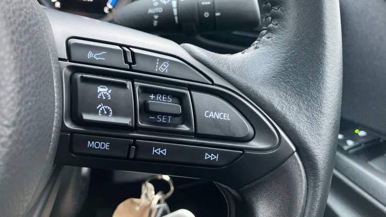 Toyota Yaris 1.5 Hybrid Design 5dr CVT Hybrid Hatchback